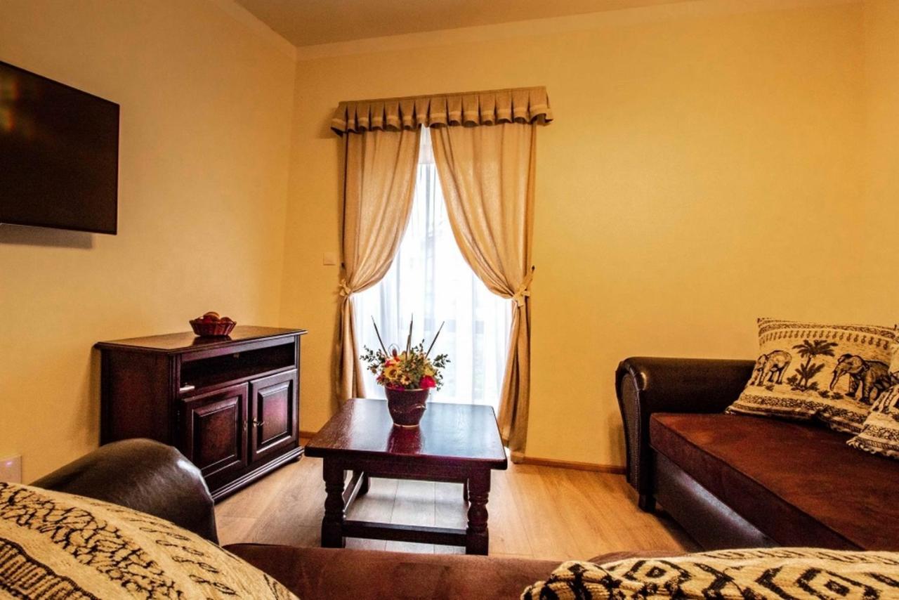 Residence Tvrz Skocice Luaran gambar