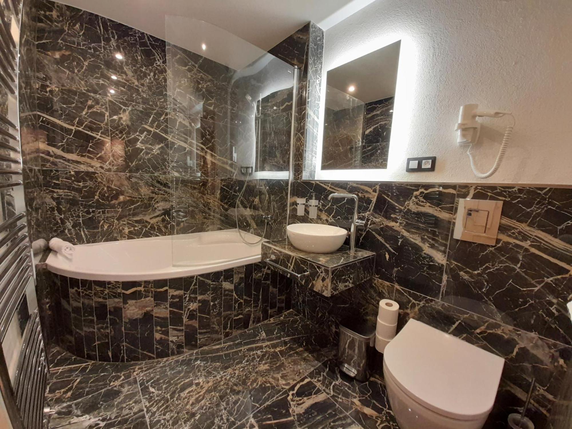 Residence Tvrz Skocice Luaran gambar