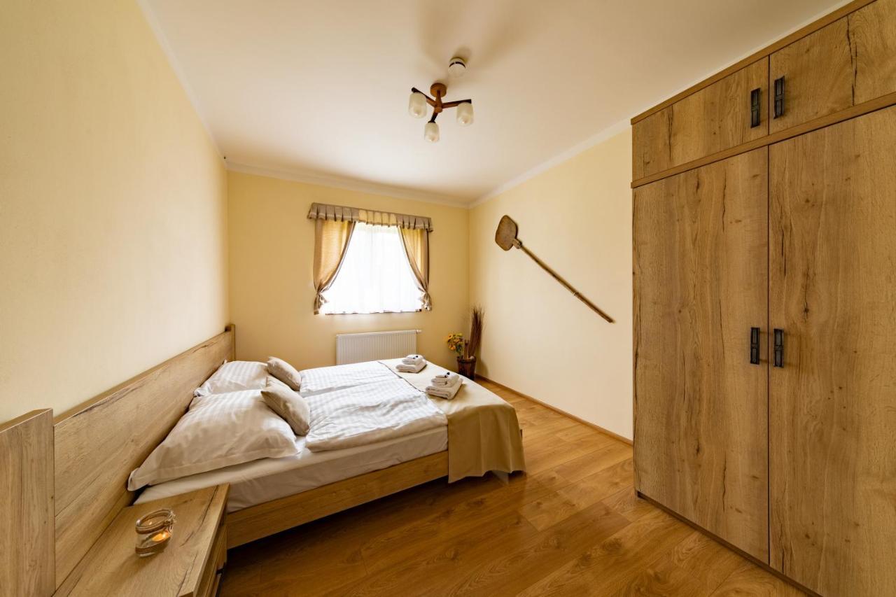 Residence Tvrz Skocice Luaran gambar
