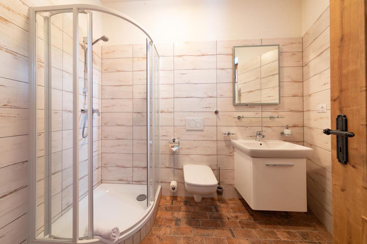 Residence Tvrz Skocice Luaran gambar